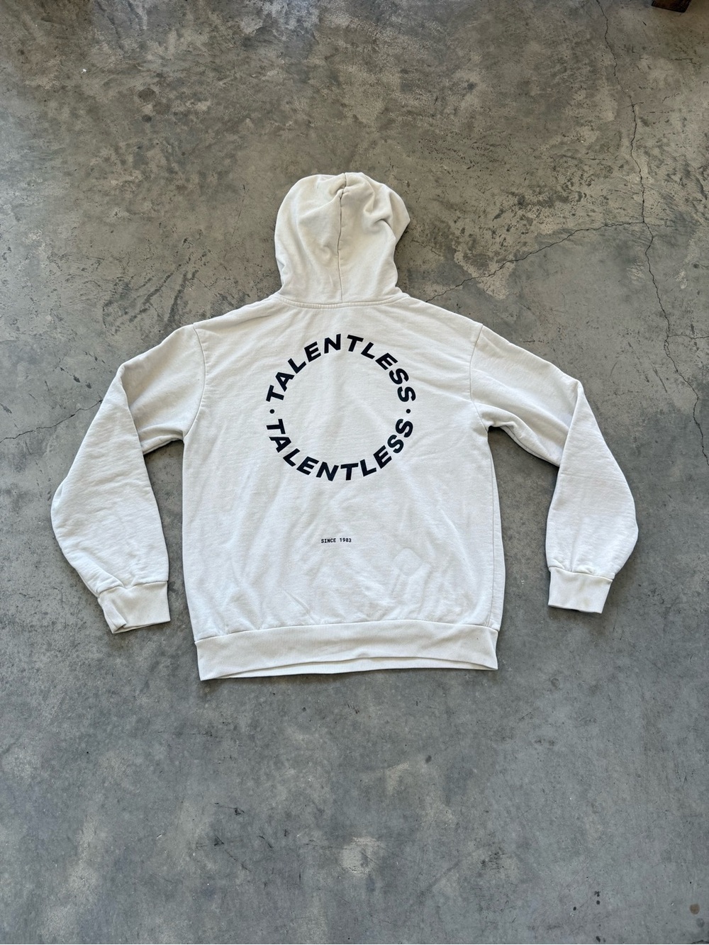 TALENTLESS Off-White Circle Logo Hooded Sweatshirt